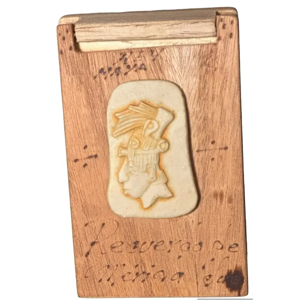 VTG Mexican Souvenir Wooden Notepad Maya Aztec Relief Head “Recuerdo de Mexico”